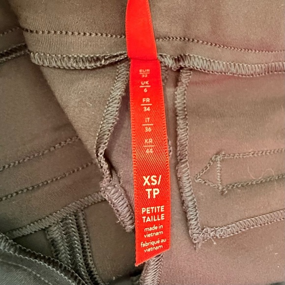 SPANX Women’s Backseam Skinny Stretch Pull On Ankle Pants Navy Blue EUC XS - Picture 11 of 14